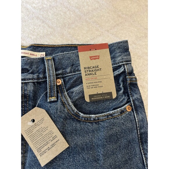 New Levi’s Super High Rise Rib Cage Straight Women’s  Distressed Jeans Sz  29/27 - Picture 3 of 16
